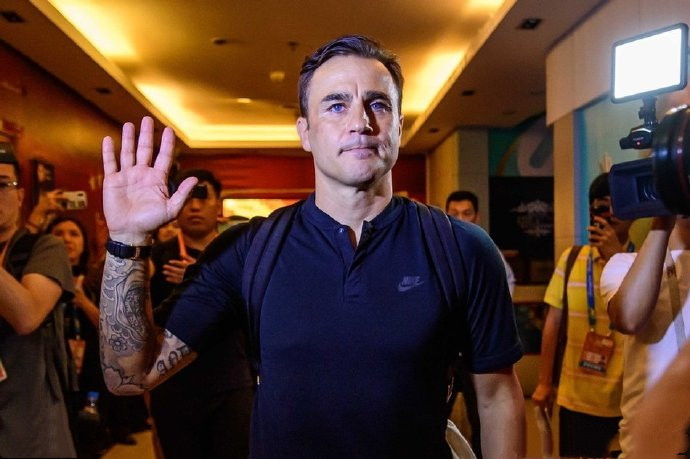  莱比锡主帅因战绩不佳下课，助教暂代主教练职务  